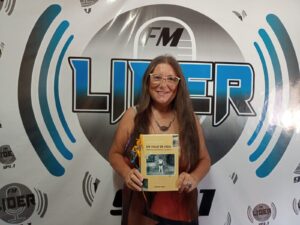 Adriana Cena presentará «Un viaje de vida» en la Feria Internacional del Libro