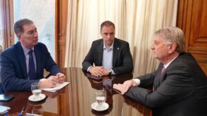 Deudas, viviendas y rutas: los planteos de Ziliotto ante Nación