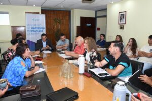 Postergaron la reunión paritaria de estatales para este miércoles