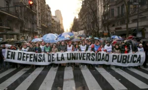 Paro universitario: docentes convocan al cese de tareas “por tiempo indeterminado”
