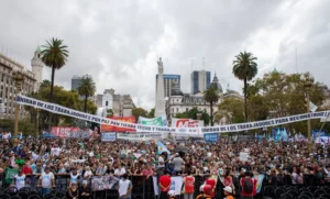 Agrupaciones de DDHH, políticas y sindicales marchan este martes en todo el país a 50 años del Golpe