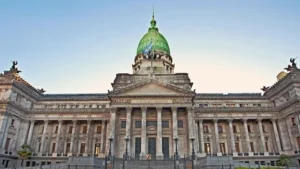 Diputados oficializó la convocatoria a la sesión del miércoles próximo para tratar zona fría y Hojarasca