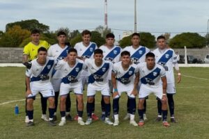 Newbery se trajo tres puntos de Arata