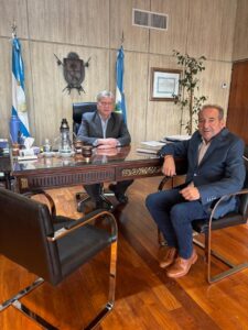 Ziliotto recibió al intendente Gallotti y ratificó inversiones en educación, viviendas y salud en Larroudé
