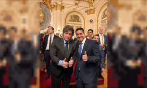 Comienza la gestión de Ravier: jura en Casa Rosada, transición y acto en la Fundación Faro