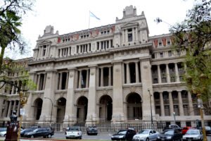 Nihuiles: La Pampa destaca la convocatoria de la Corte Suprema