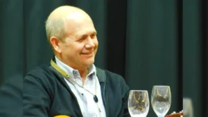 Aldo Lamberti presenta su libro «Encantos Encuentos» en la Biblioteca de Quetrequén