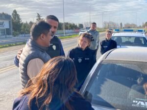 La Policía interceptó a la Familia de Contención de Rancul en Castex: regresan a Santa Rosa para entregar al niño