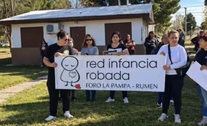 25 de Mayo: vecinos se movilizaron para pedir justicia e información oficial por la beba agredida